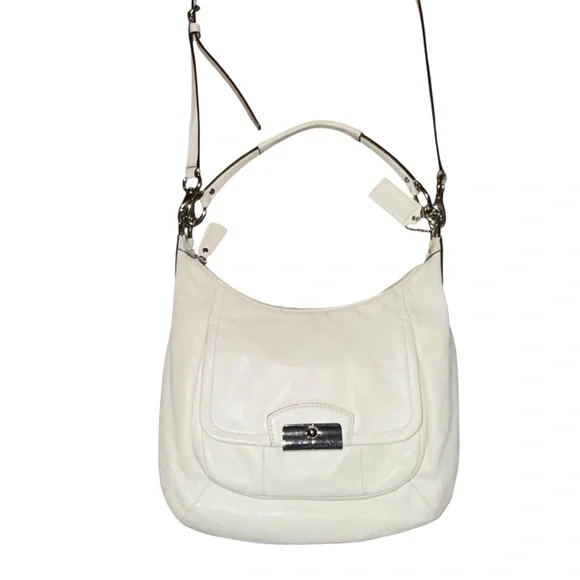 Coach White Leather Shoulder Bag - Picture 3 of 11